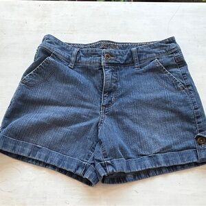Sonoma Women's 4 Classic Blue Jean Shorts